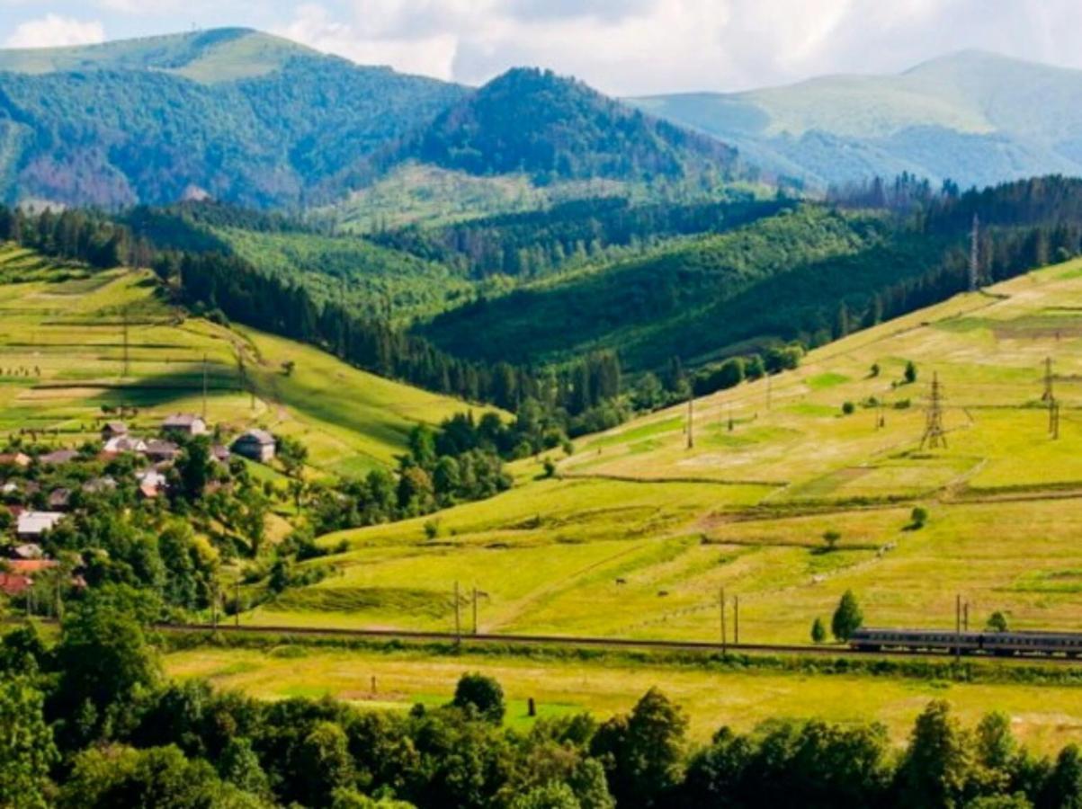 Над Вичов Volovets Exterior foto